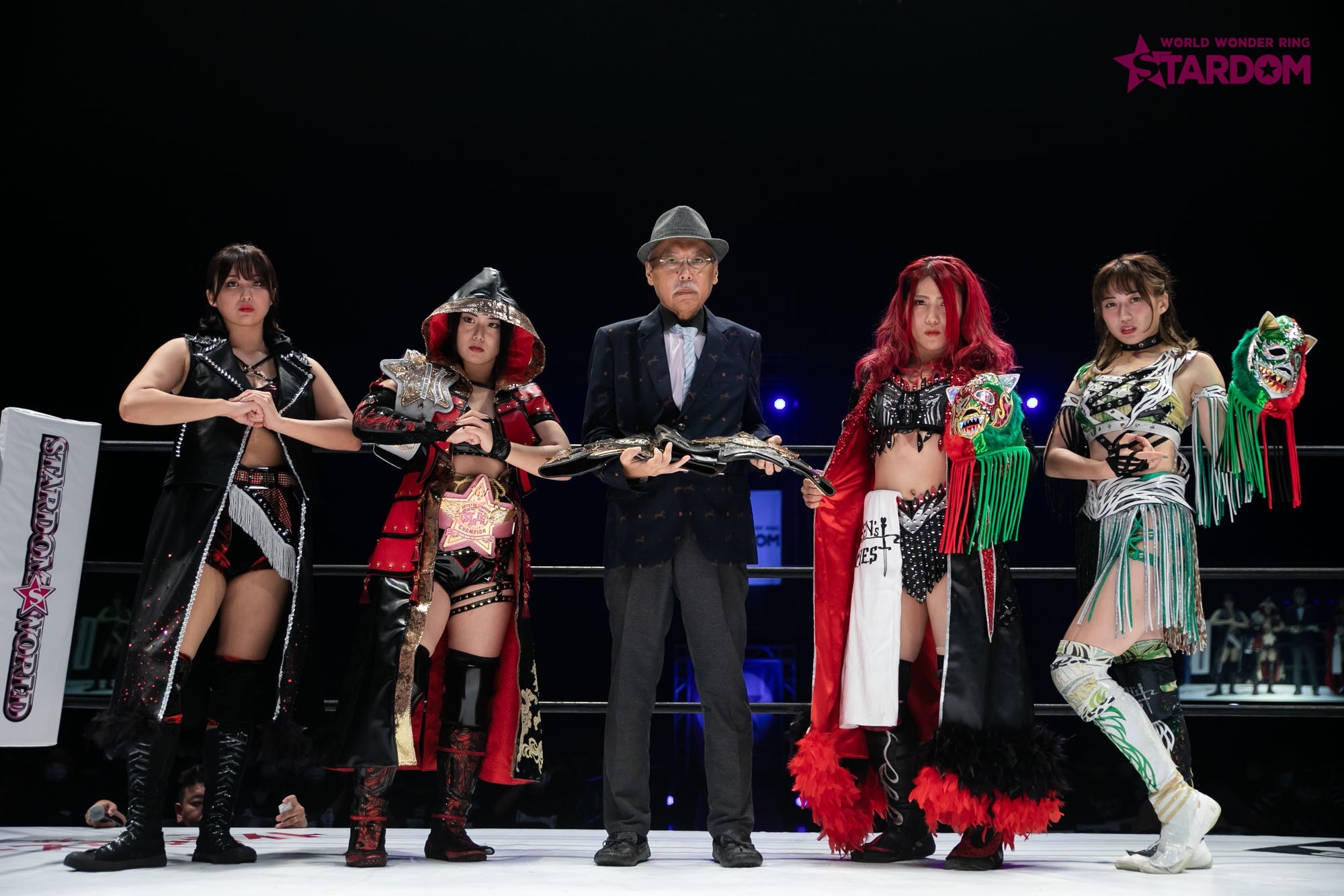 MaiHime vs. AphroditE Championship Ceramony